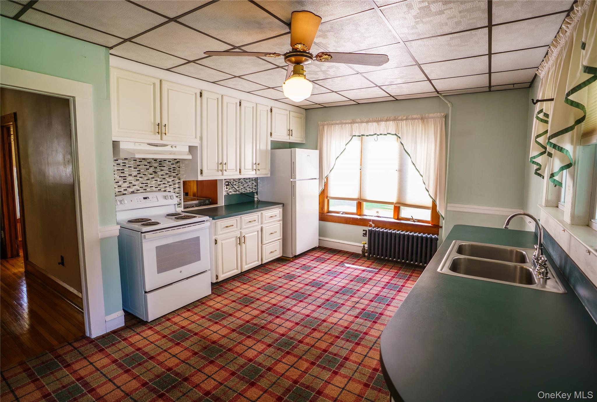 59 2nd Avenue – For Sale photo 13