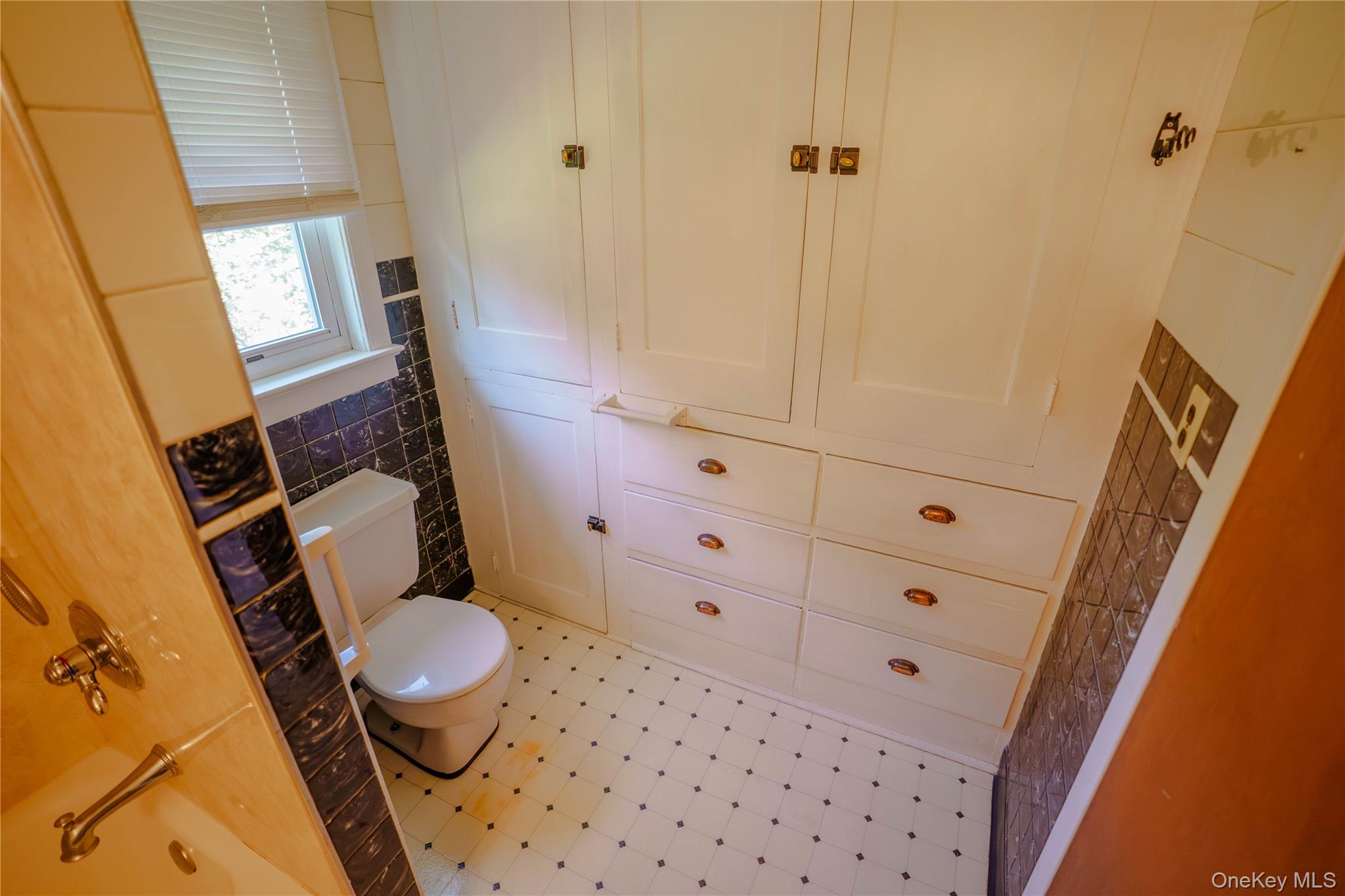 59 2nd Avenue – For Sale photo 15