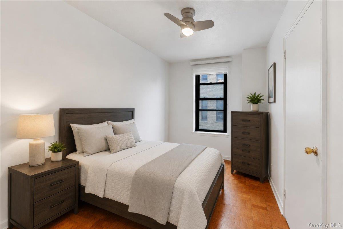 2835 Webb Avenue, Unit 4B photo 5