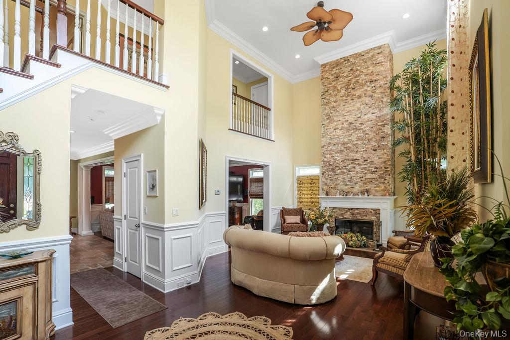 899 Harbor View Road – For Sale photo 5