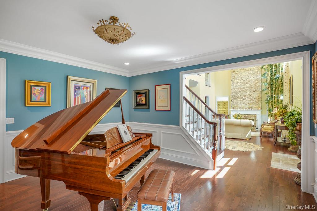 899 Harbor View Road – For Sale photo 6