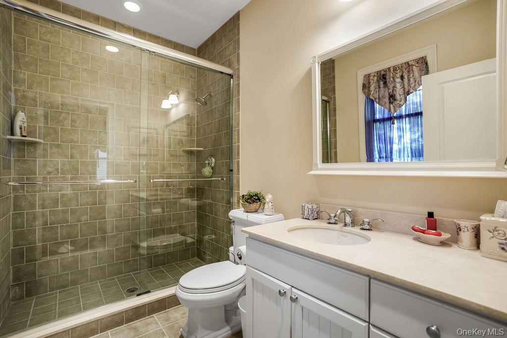 899 Harbor View Road – For Sale photo 20