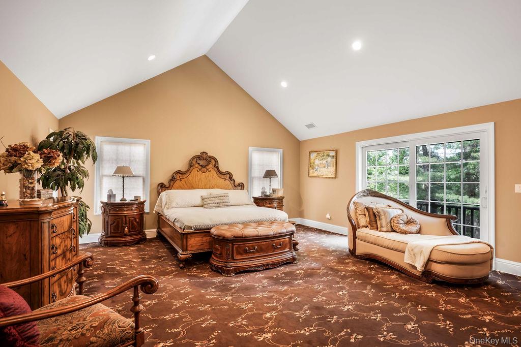 899 Harbor View Road – For Sale photo 12