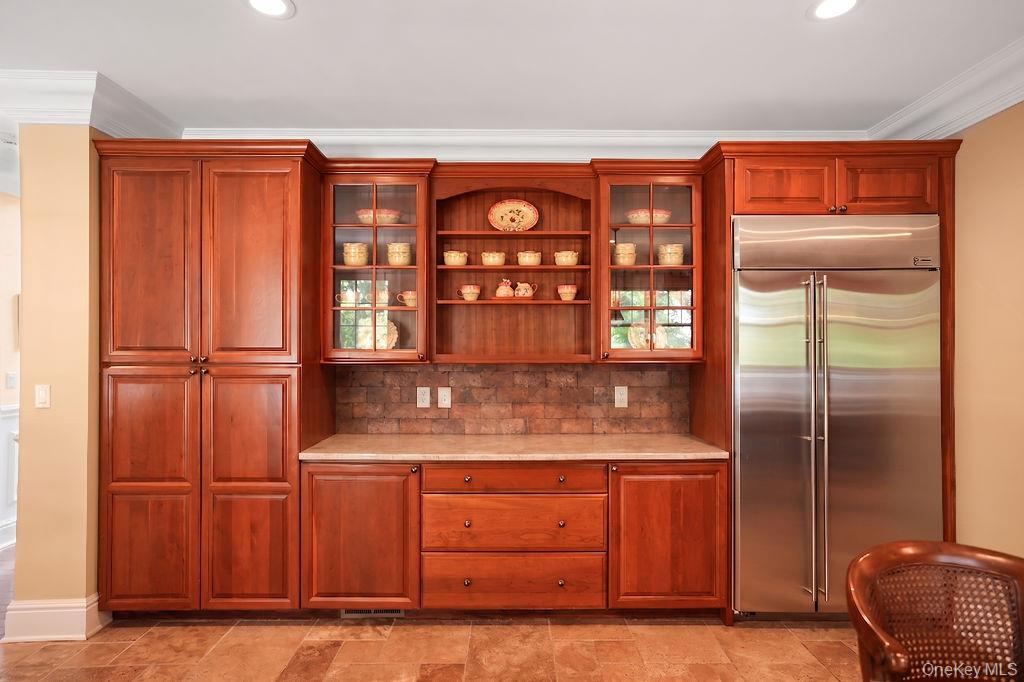 899 Harbor View Road – For Sale photo 11