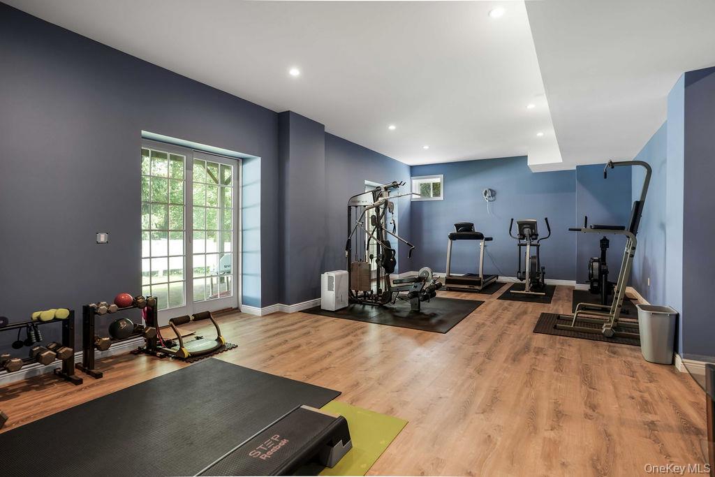 899 Harbor View Road – For Sale photo 22