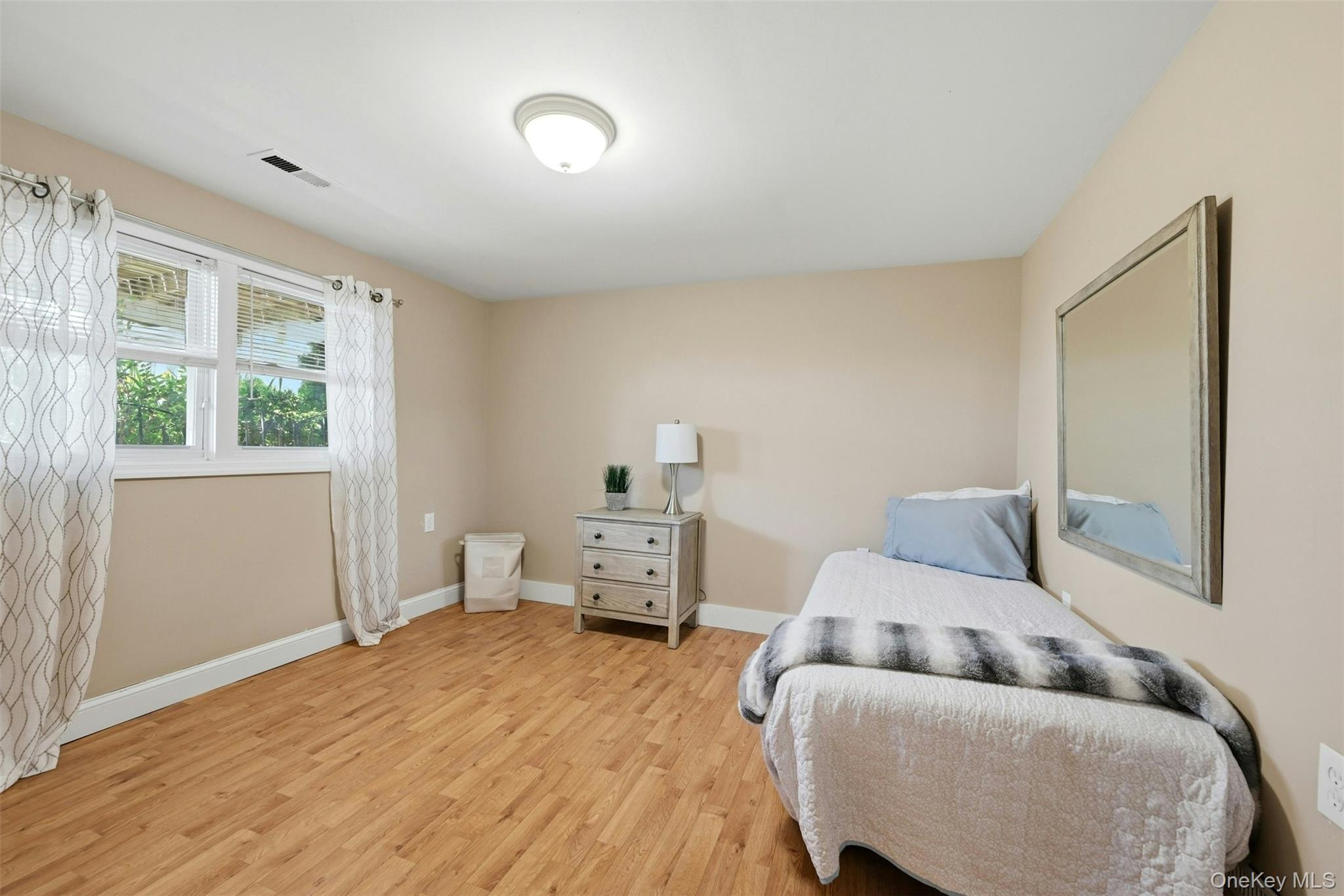 661 Shore Drive – For Sale photo 27