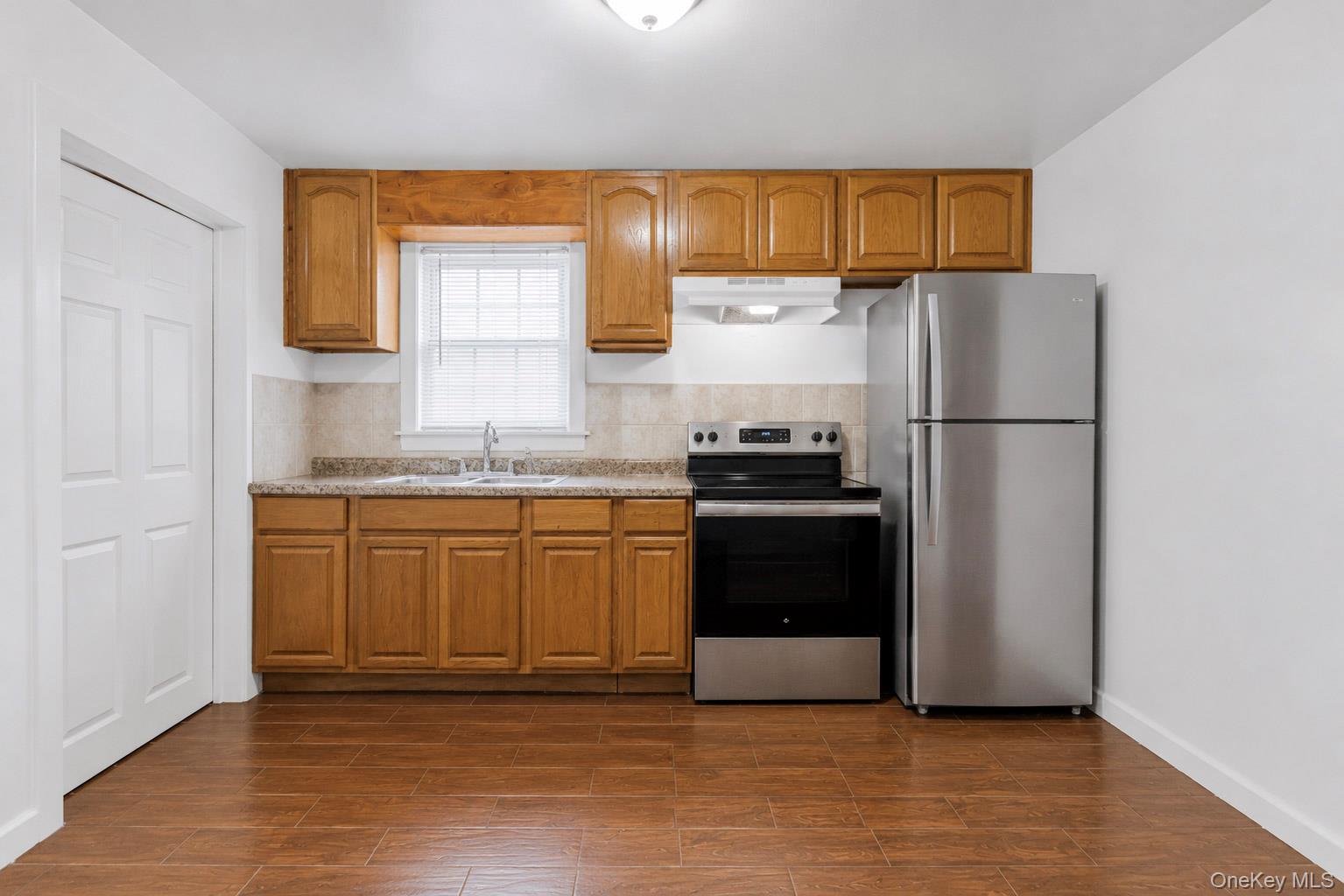 4733 Carpenter Avenue – For Sale photo 16