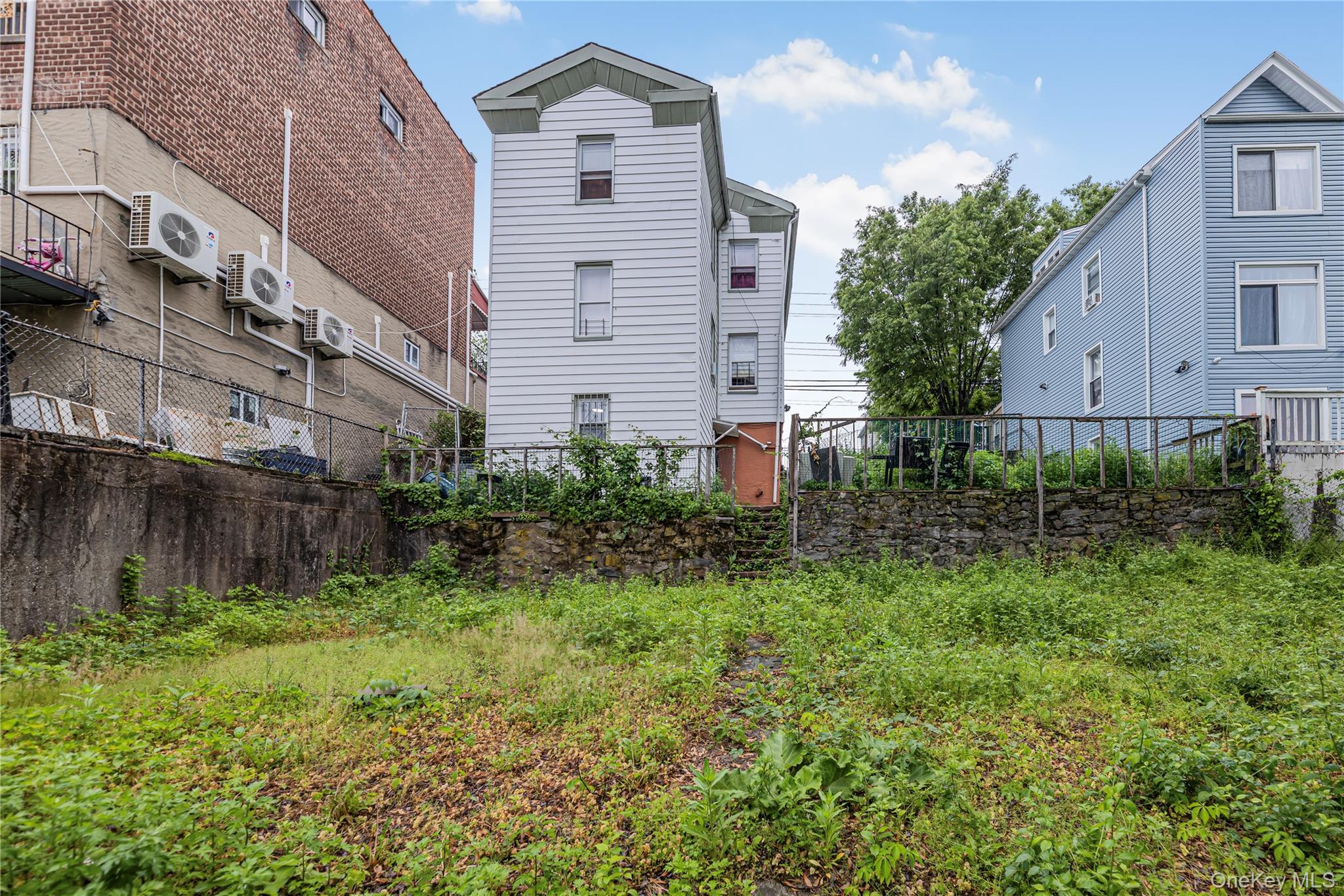 4733 Carpenter Avenue – For Sale photo 5