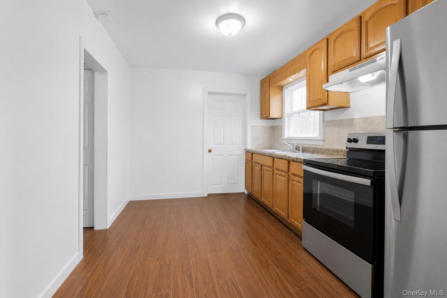 4733 Carpenter Avenue – For Sale photo 15