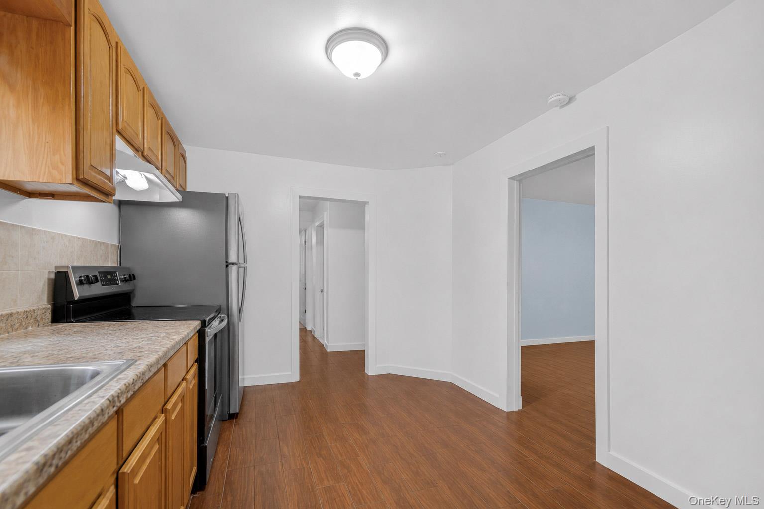 4733 Carpenter Avenue – For Sale photo 17