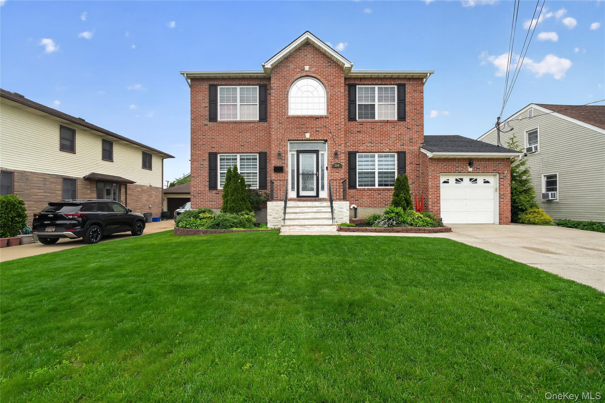 3341 Colony Dr. Drive – For Sale