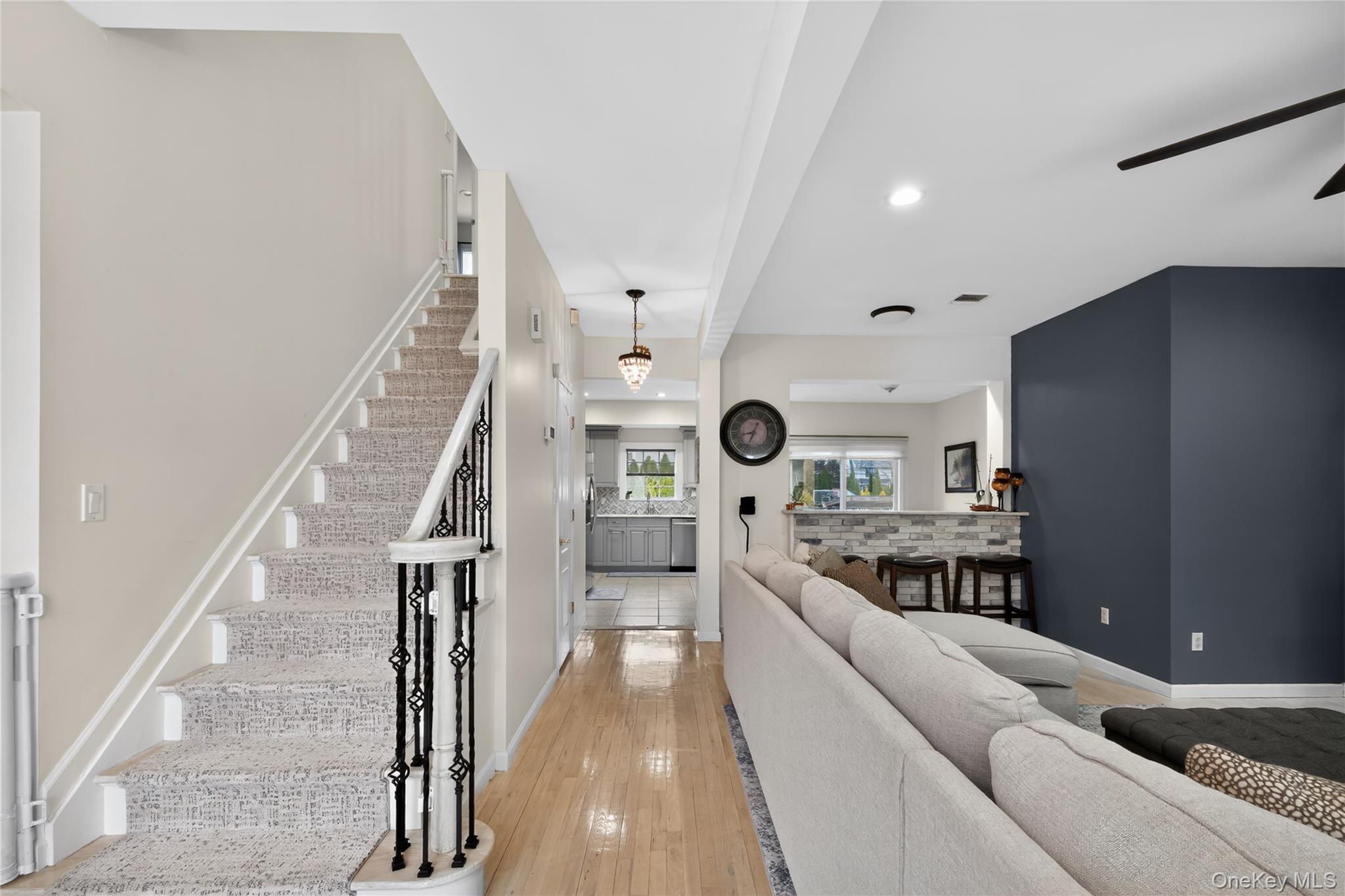 3341 Colony Dr. Drive – For Sale photo 3