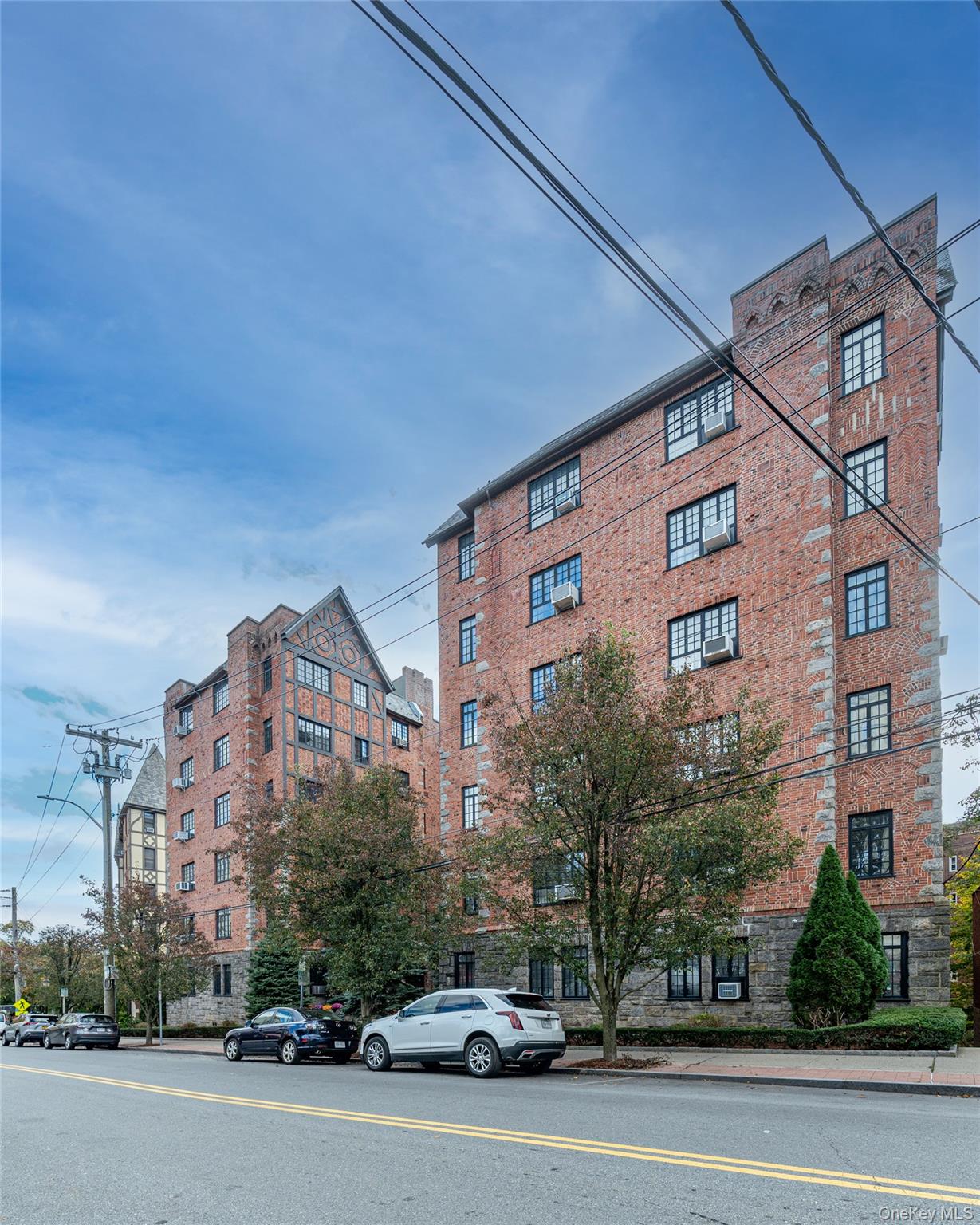 45 Pondfield Road W, Unit 1G photo 2