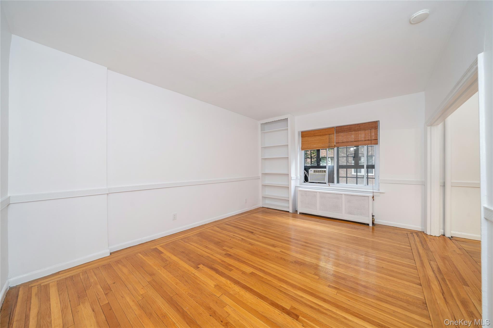 45 Pondfield Road W, Unit 1G photo 7
