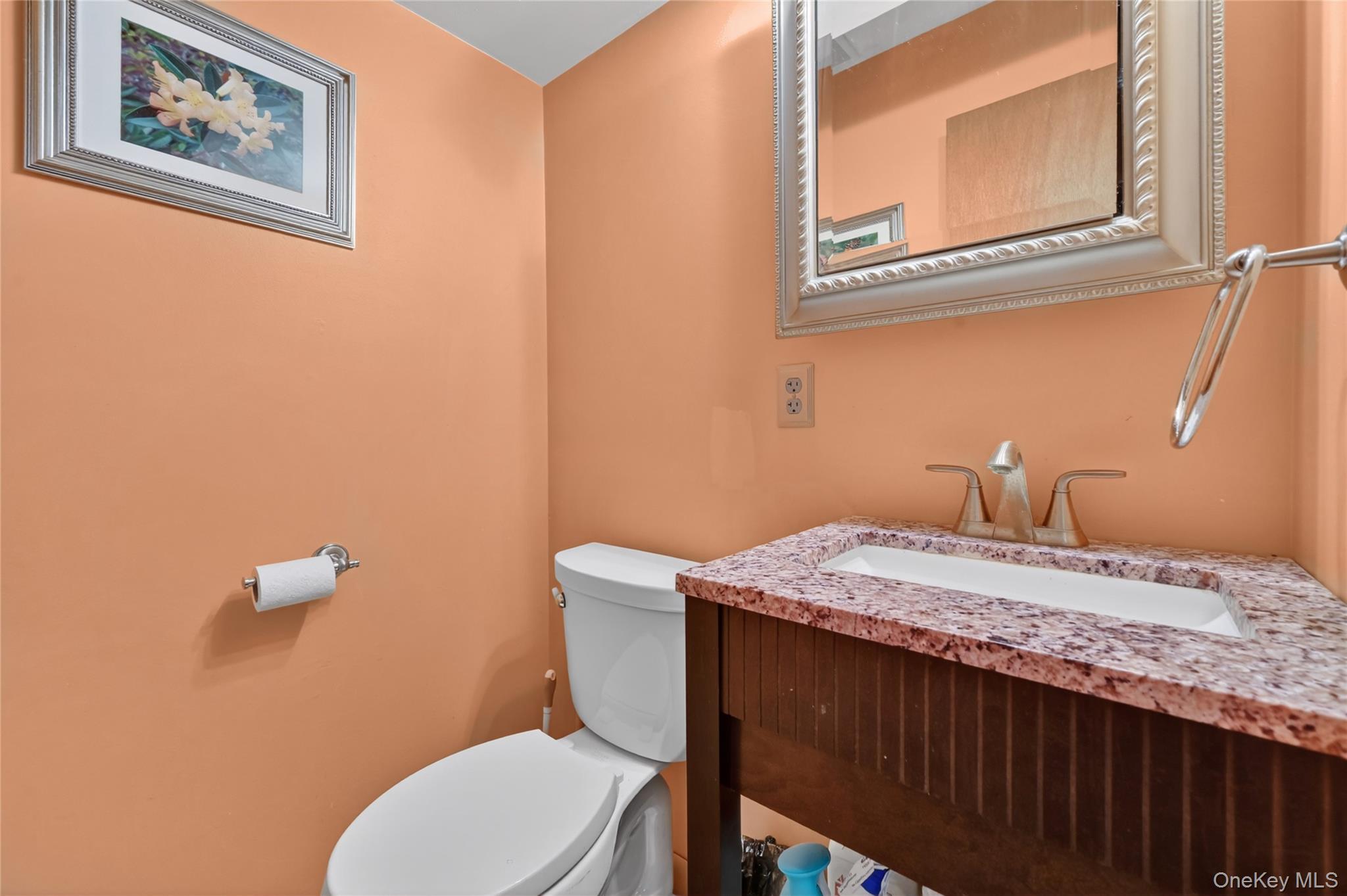 2 Grove Avenue – For Sale photo 12