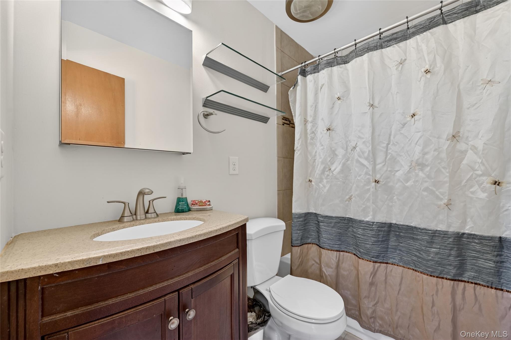2 Grove Avenue – For Sale photo 20