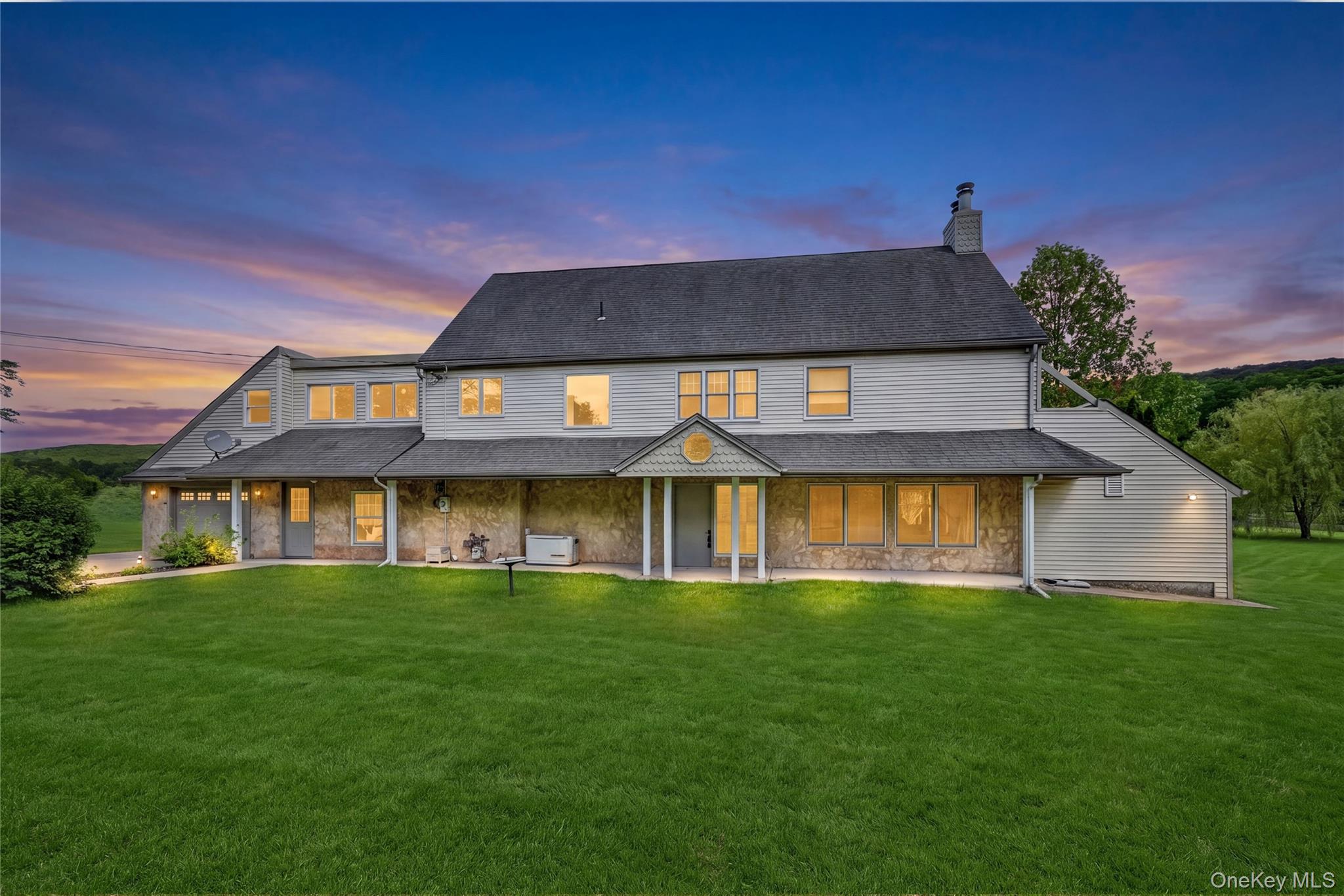 2 Grove Avenue – For Sale photo 34
