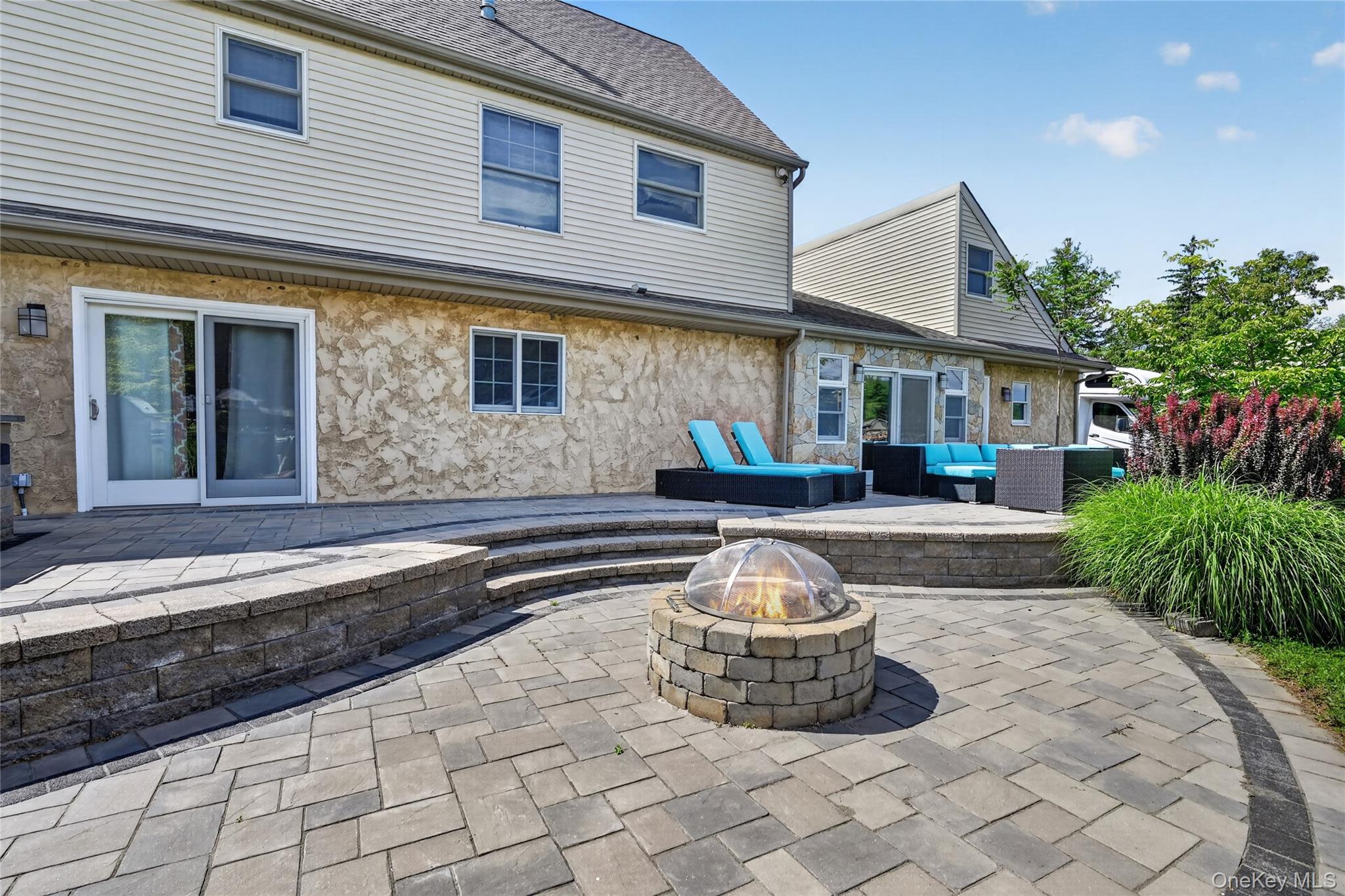 2 Grove Avenue – For Sale photo 29