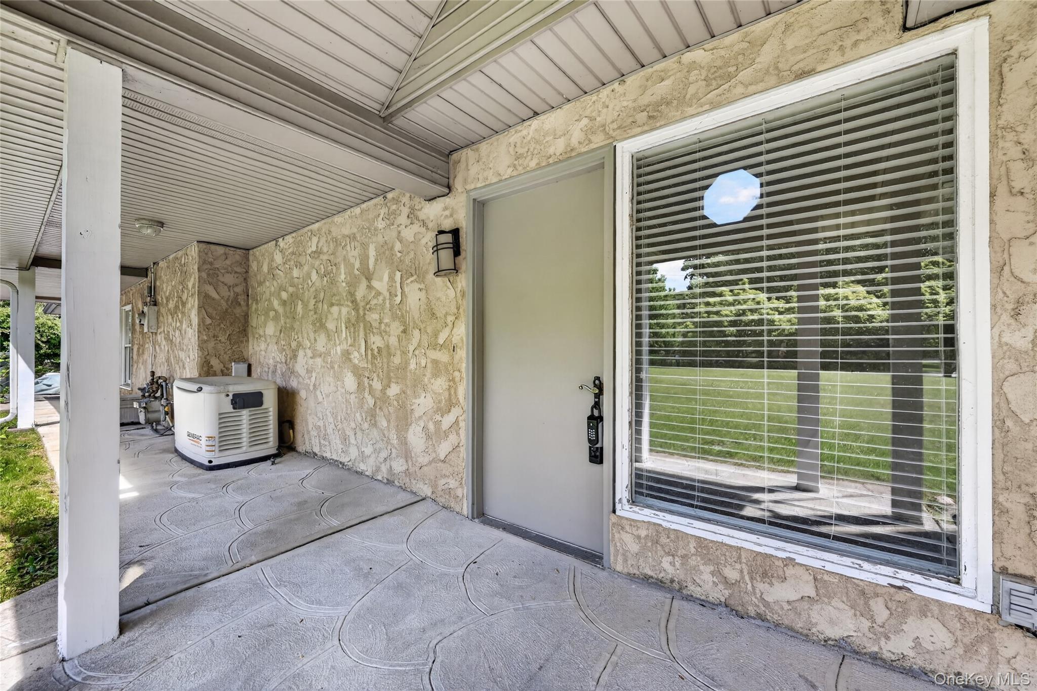 2 Grove Avenue – For Sale photo 27