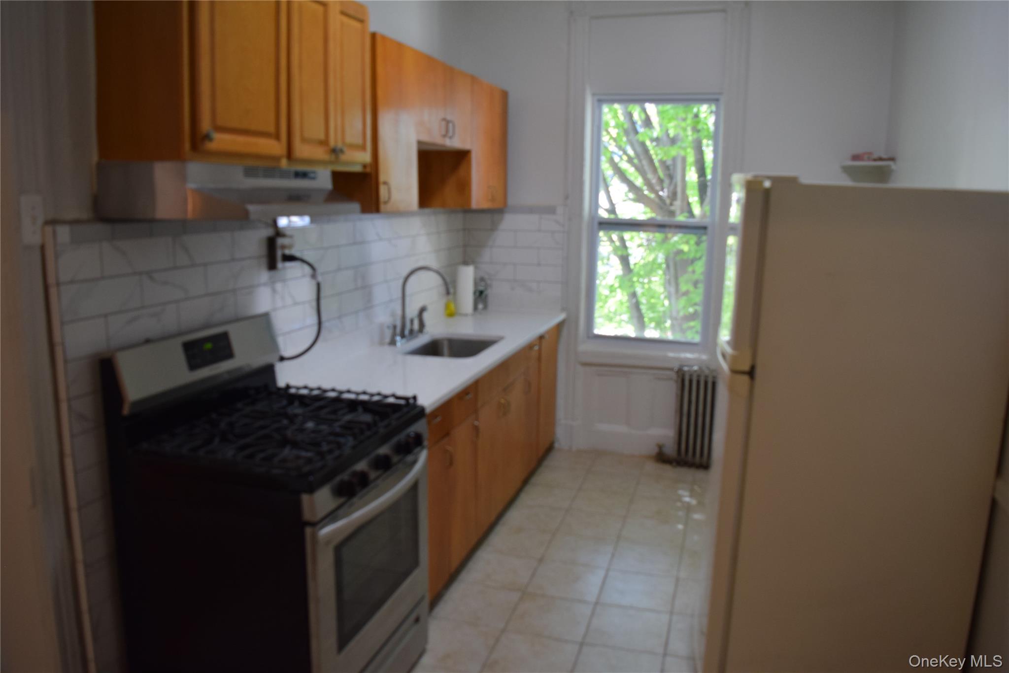 226 Pennsylvania Avenue, Unit 2
