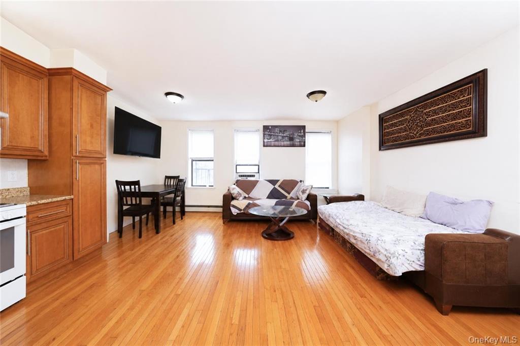 10 Bay Ridge Avenue – For Sale photo 16