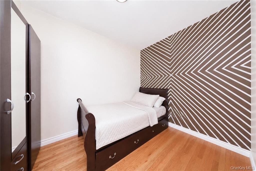 10 Bay Ridge Avenue – For Sale photo 28