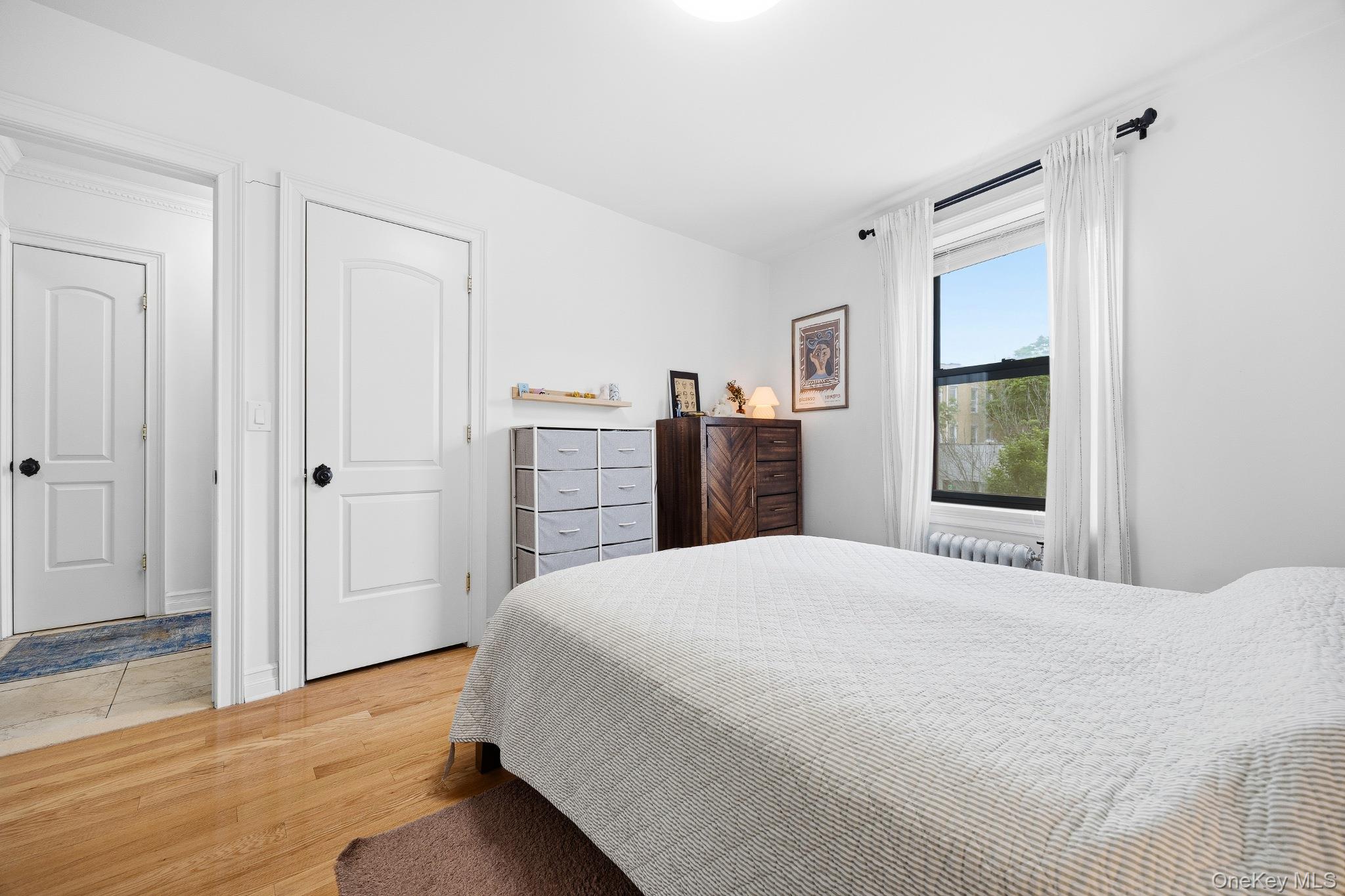 148-09 Northern Boulevard, Unit 3B photo 11