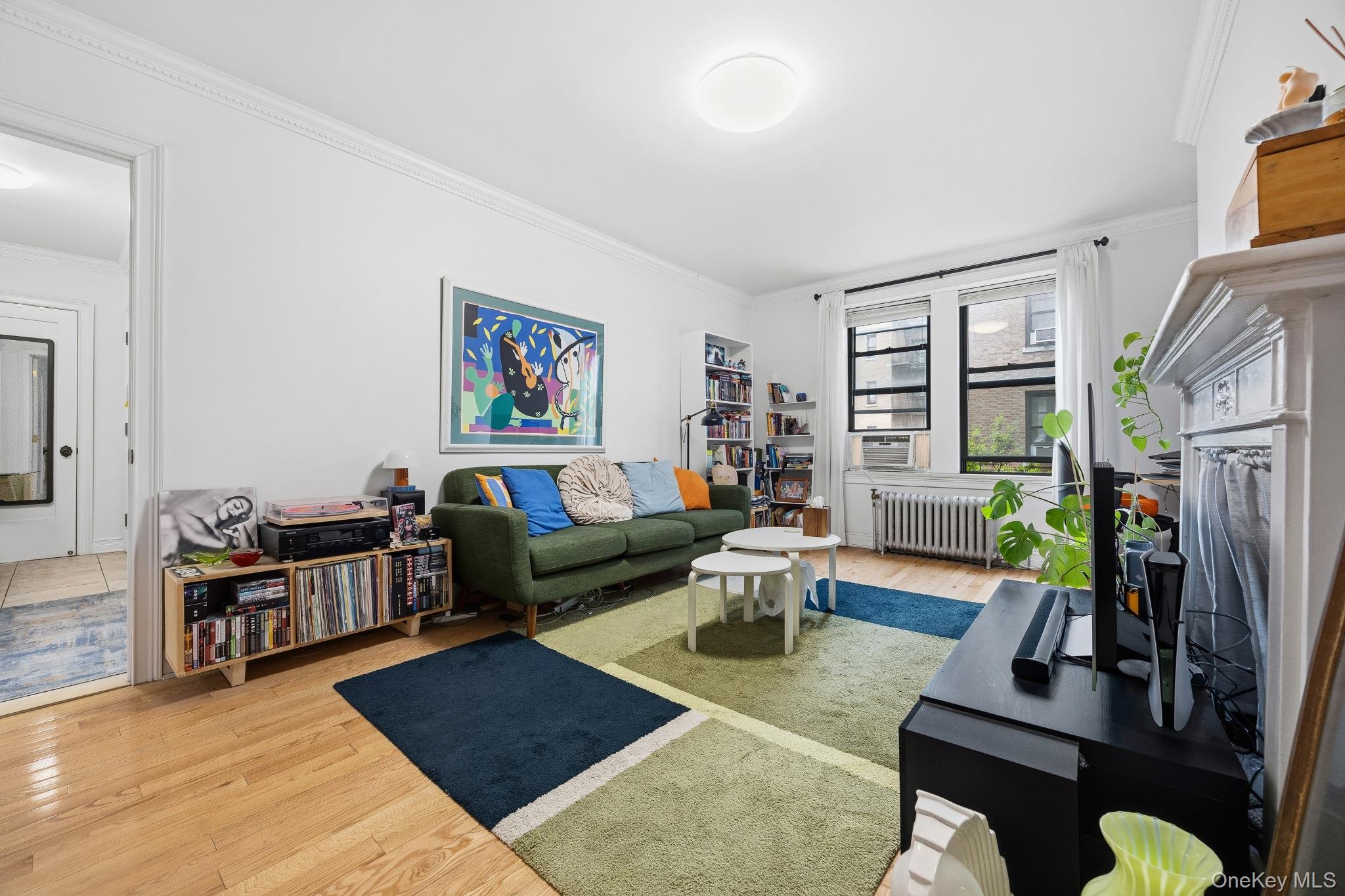 148-09 Northern Boulevard, Unit 3B photo 2