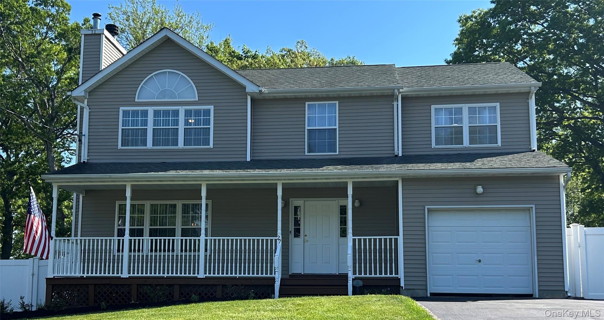 27 Sunburst Drive – For Sale