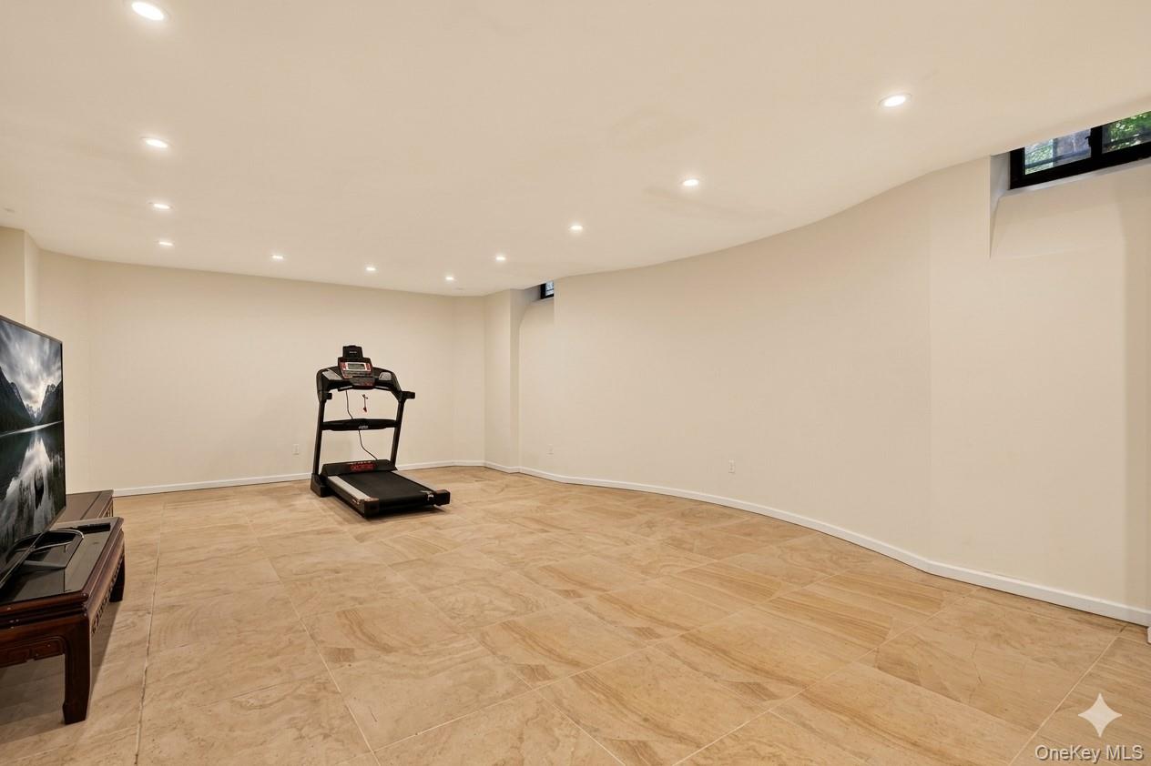 64 Dartmouth Street – For Sale photo 36