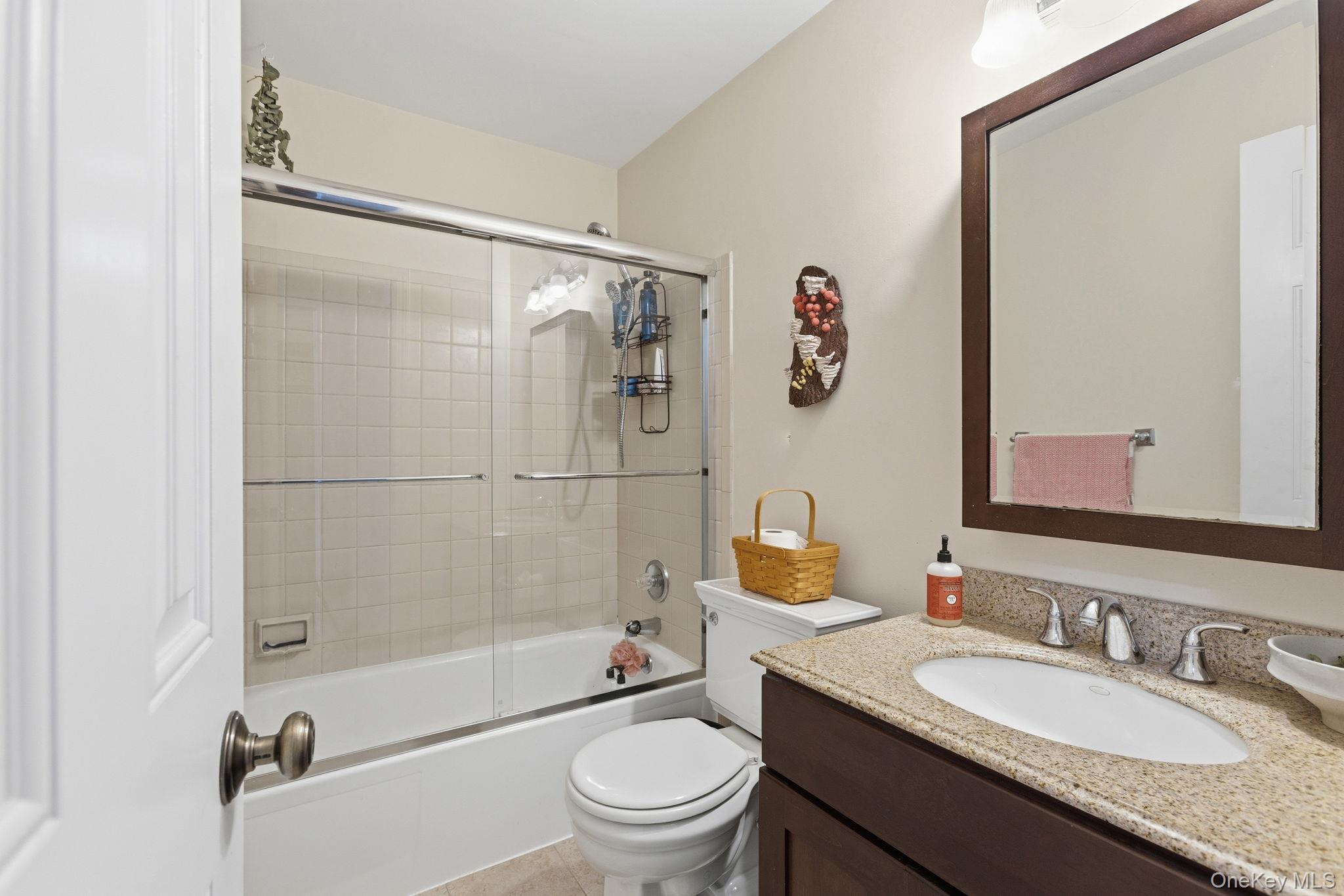 15 Greenridge Avenue, Unit 3 photo 18