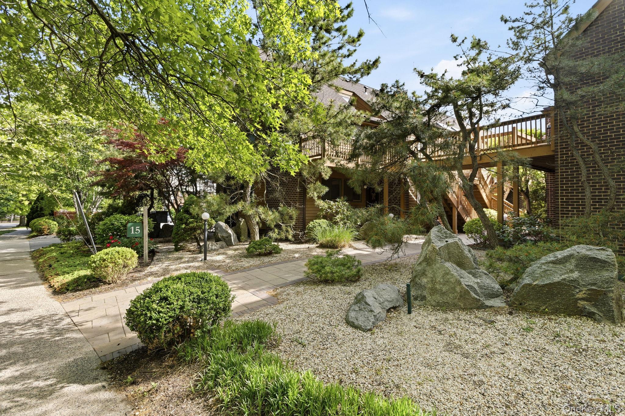 15 Greenridge Avenue, Unit 3 photo 20