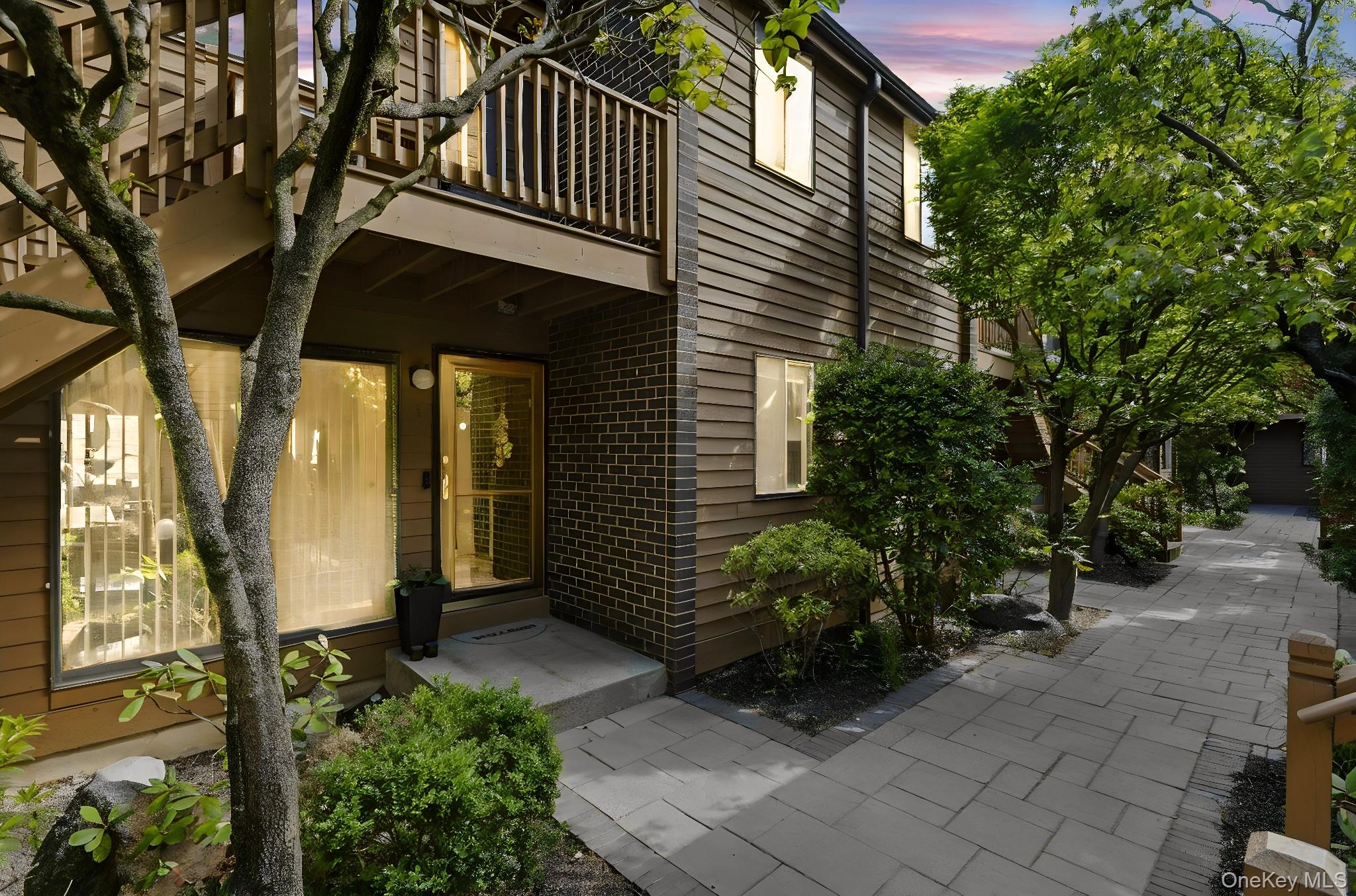 15 Greenridge Avenue, Unit 3 photo 3