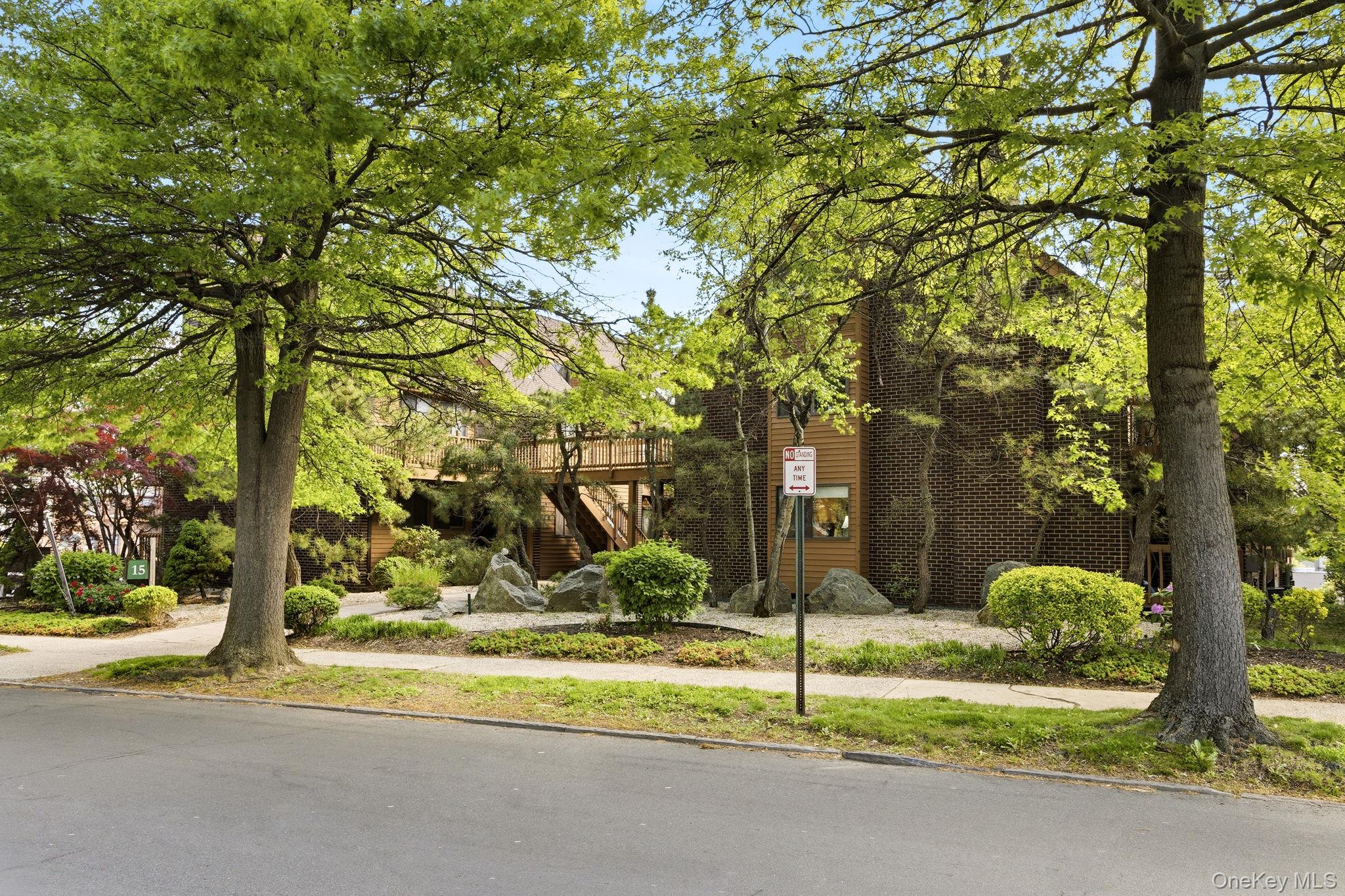15 Greenridge Avenue, Unit 3 photo 21