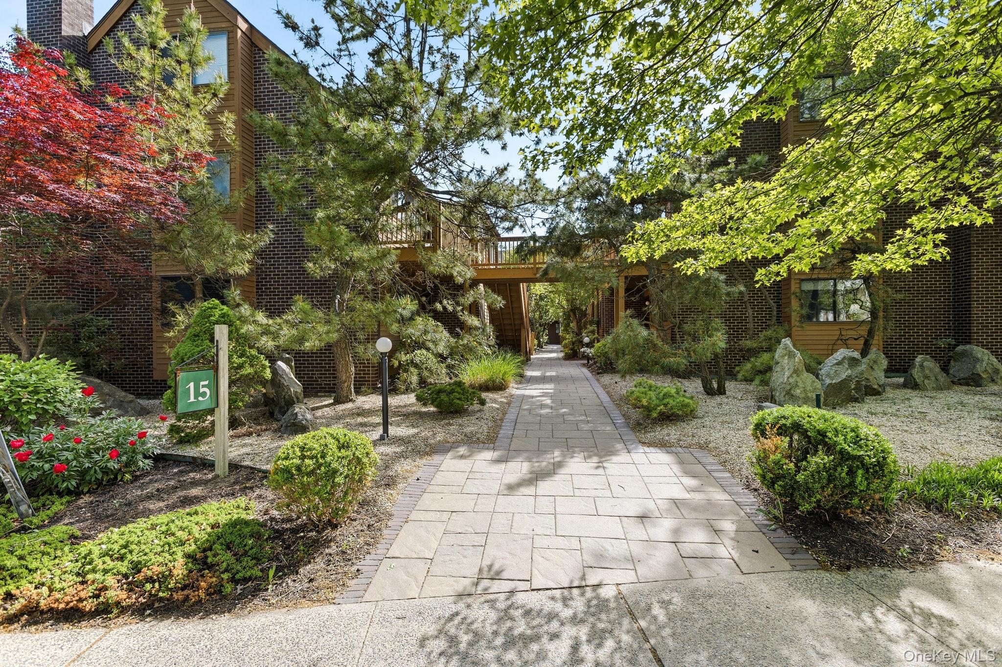 15 Greenridge Avenue, Unit 3