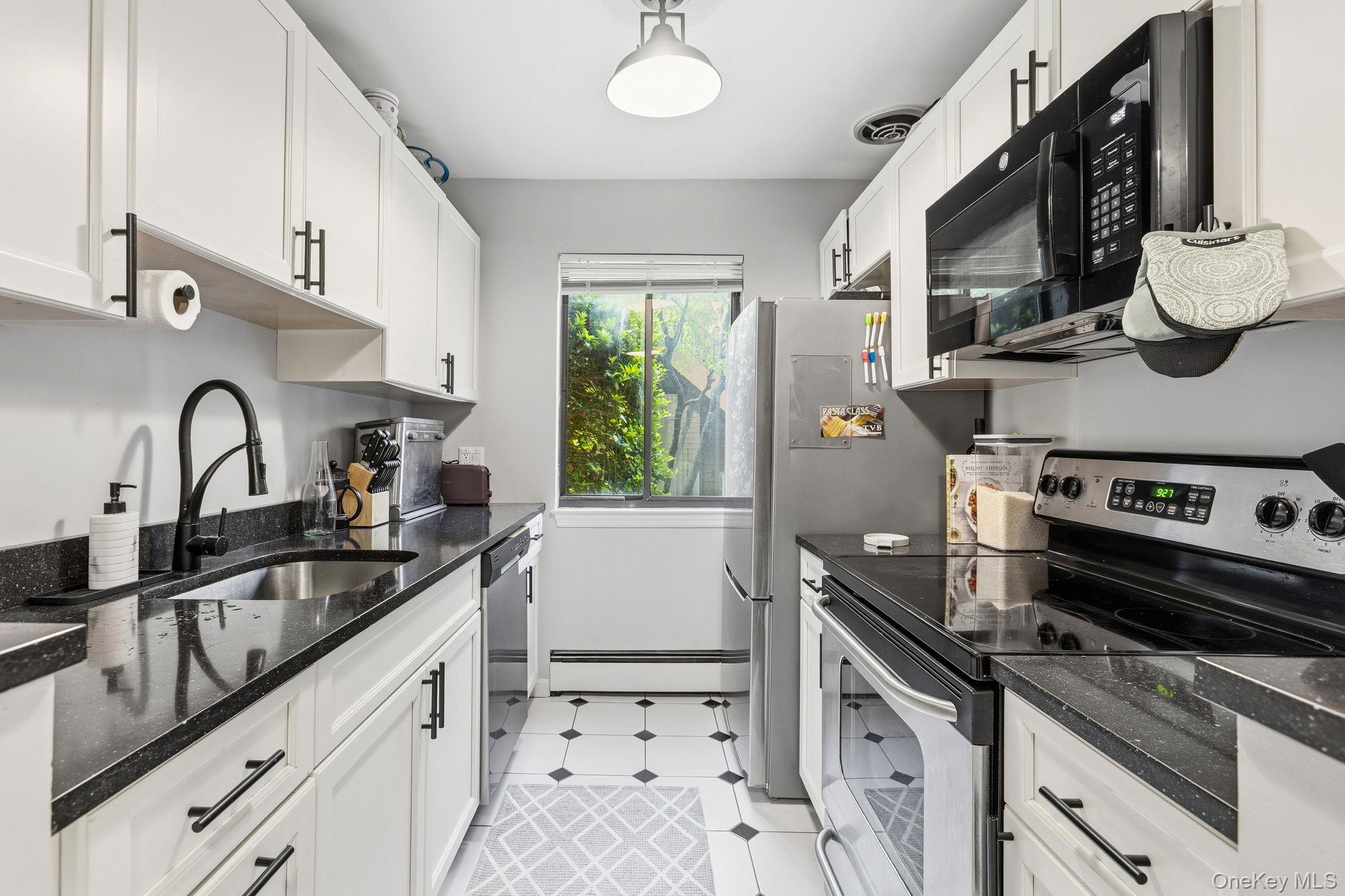 15 Greenridge Avenue, Unit 3 photo 15