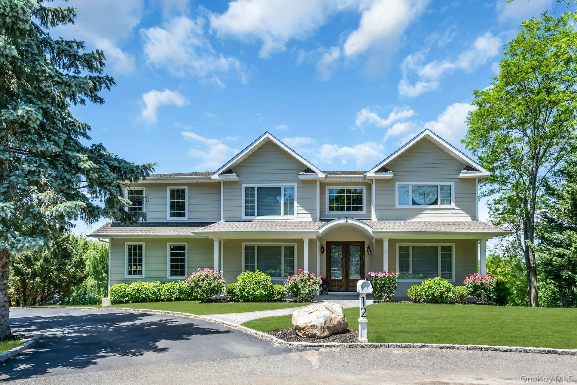 12 Barbara Lane – For Sale photo 2