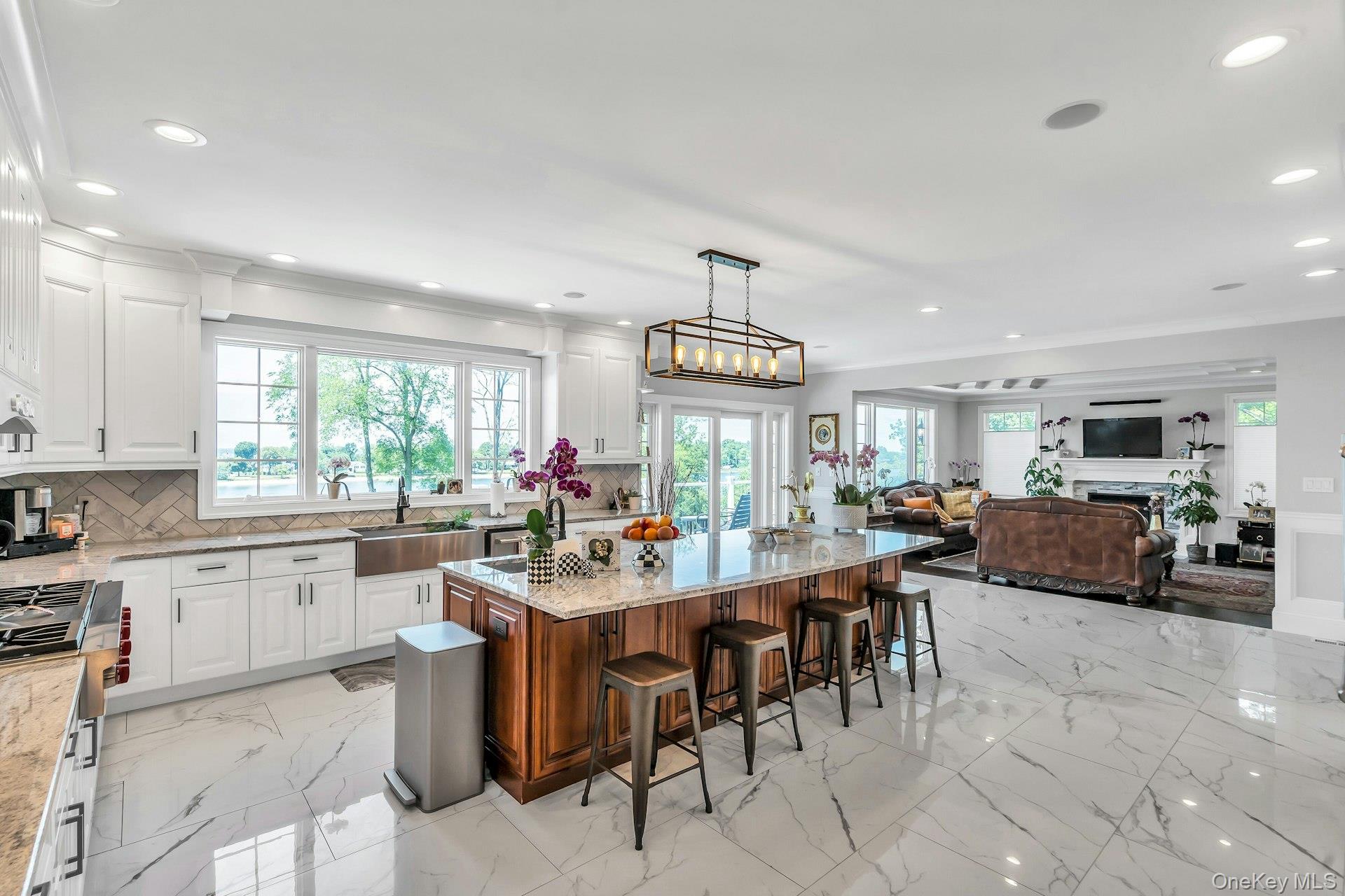 12 Barbara Lane – For Sale photo 13