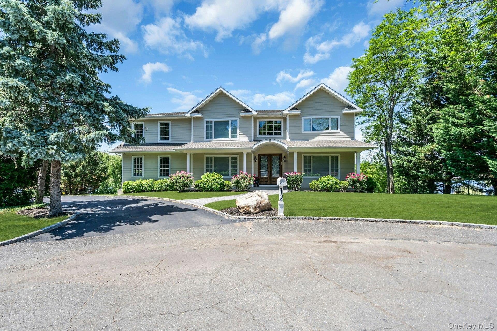 12 Barbara Lane – For Sale