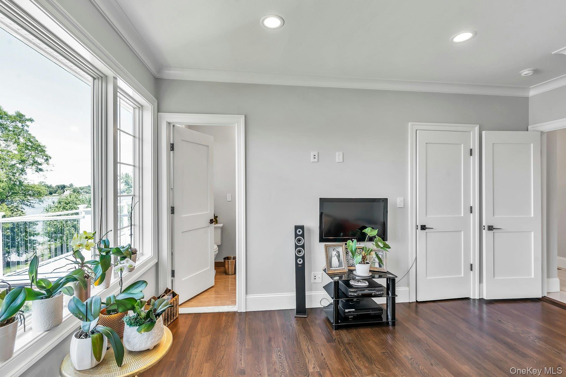 12 Barbara Lane – For Sale photo 18