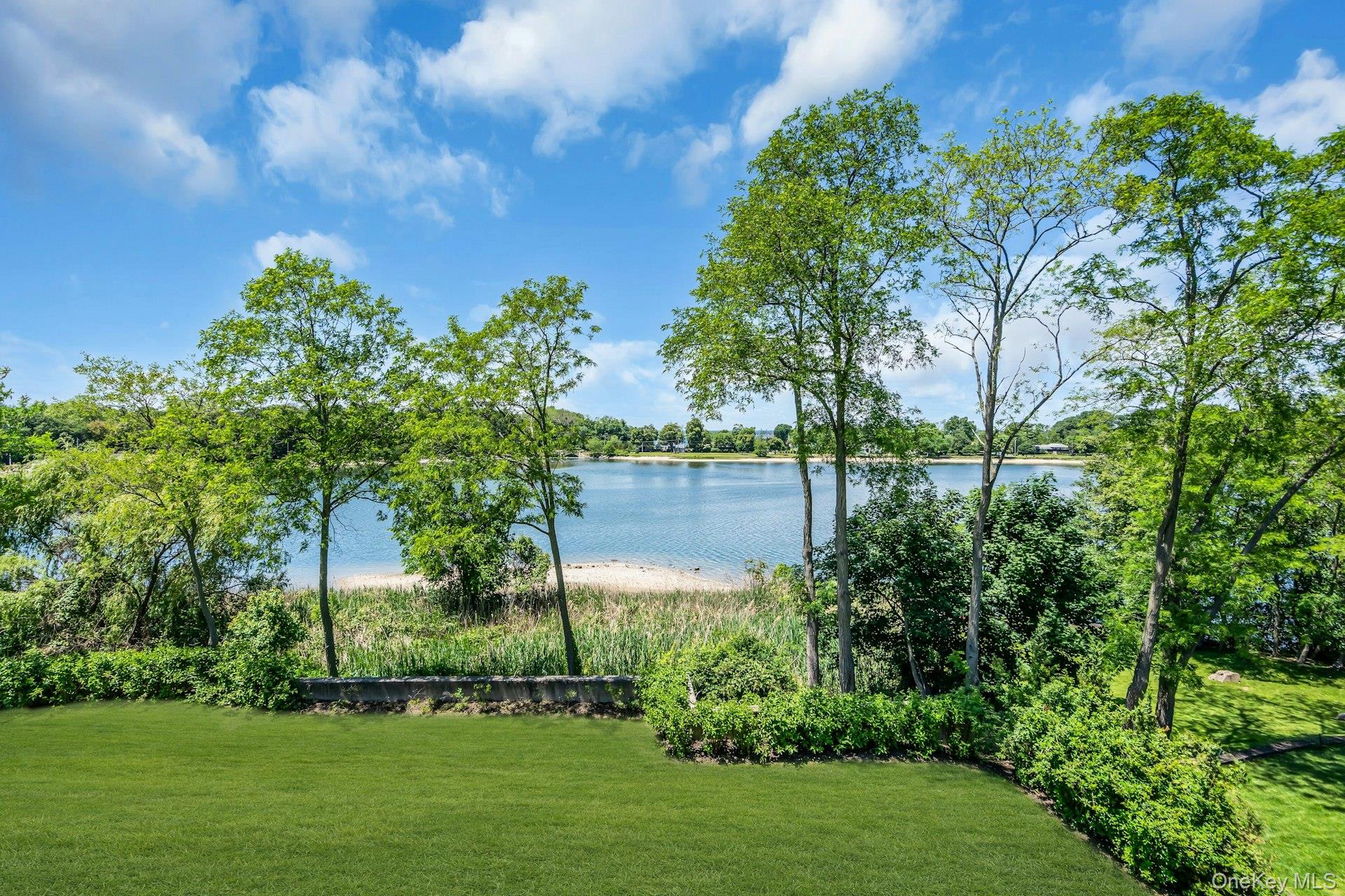 12 Barbara Lane – For Sale photo 22