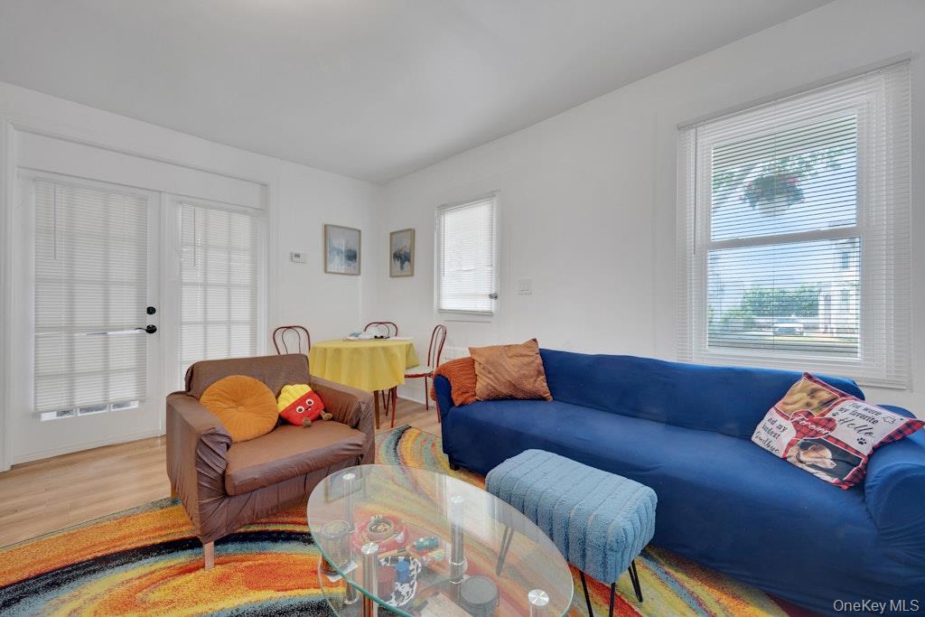 144 Beekman Avenue – For Sale photo 6