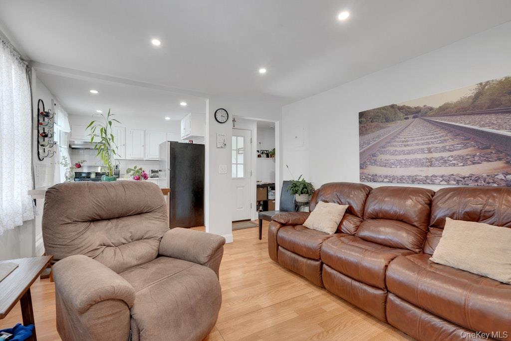 144 Beekman Avenue – For Sale photo 16