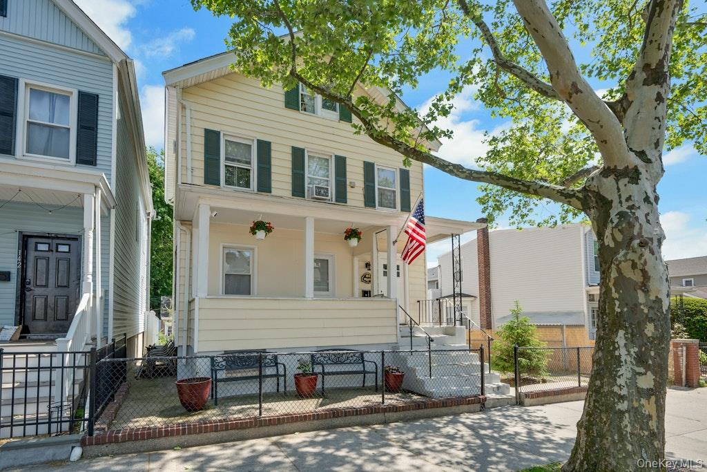 144 Beekman Avenue – For Sale photo 2
