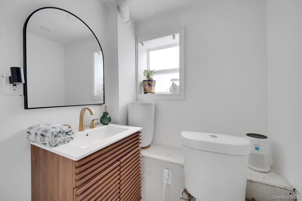 144 Beekman Avenue – For Sale photo 35