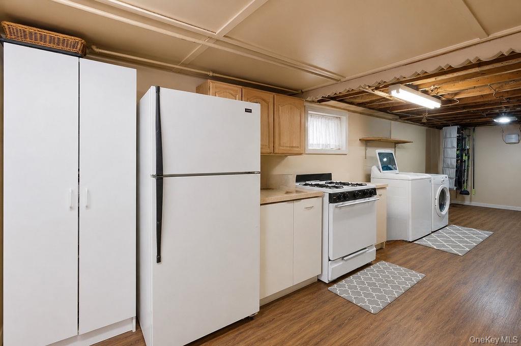 151-27 11th Avenue – For Sale photo 17
