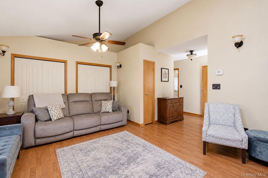 151-27 11th Avenue – For Sale photo 4