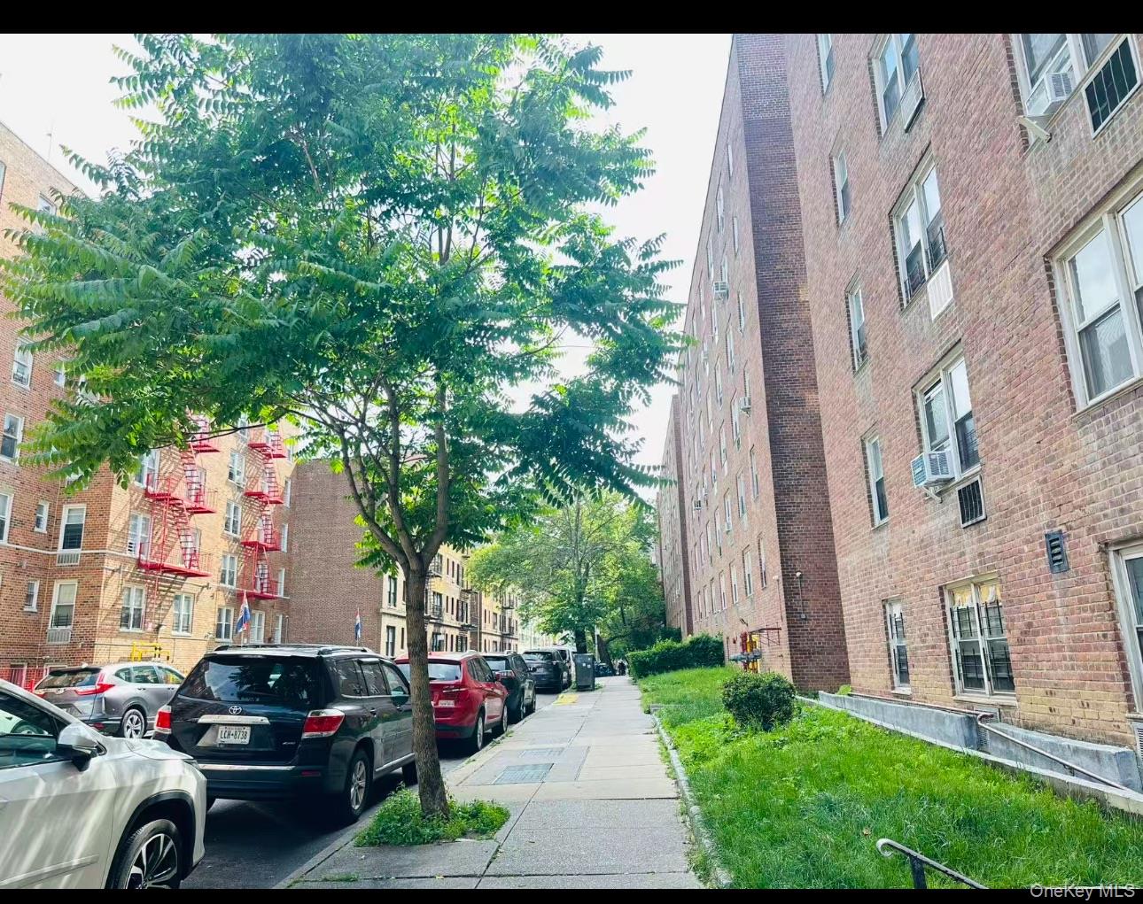 140-65 Beech Avenue, Unit 4H photo 6