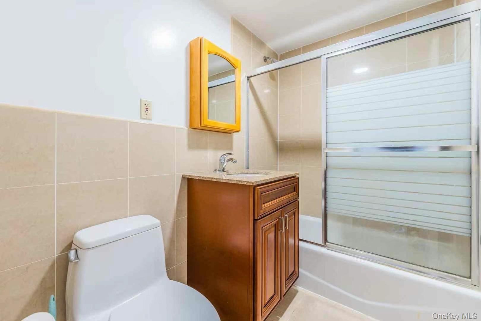35-06 Leavitt Street, Unit 6C photo 6