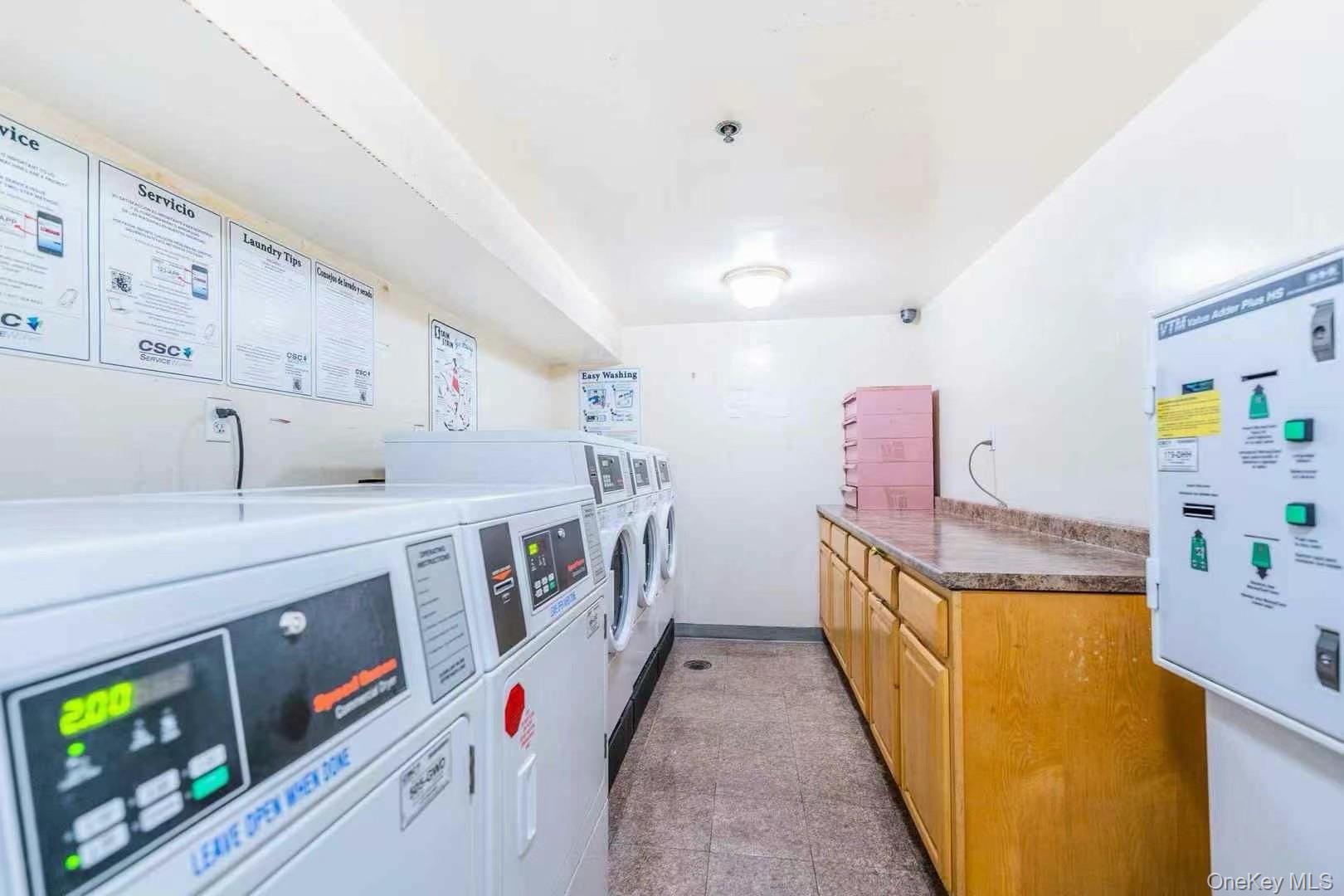 35-06 Leavitt Street, Unit 6C photo 8